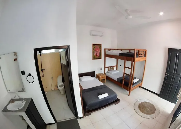 Jepun Villas 10 - One Bedroom With 3 Beds And Kitchen