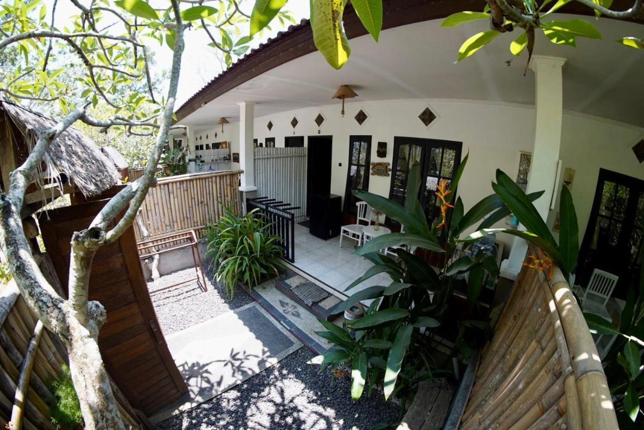 Jepun 10 - One Bedroom With 3 Beds And Kitchen अपार्टमेंट Uluwatu (Bali)