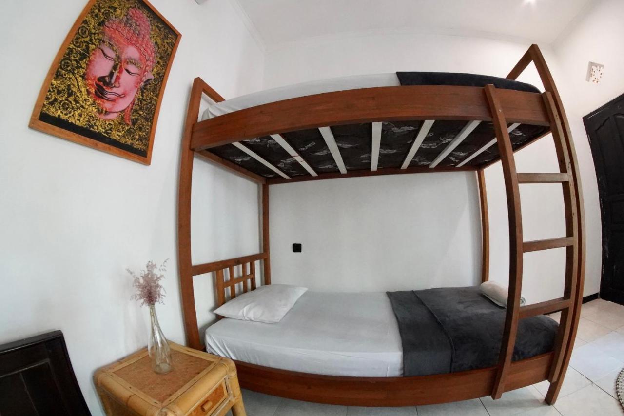 Jepun 10 - One Bedroom With 3 Beds And Kitchen अपार्टमेंट Uluwatu (Bali)